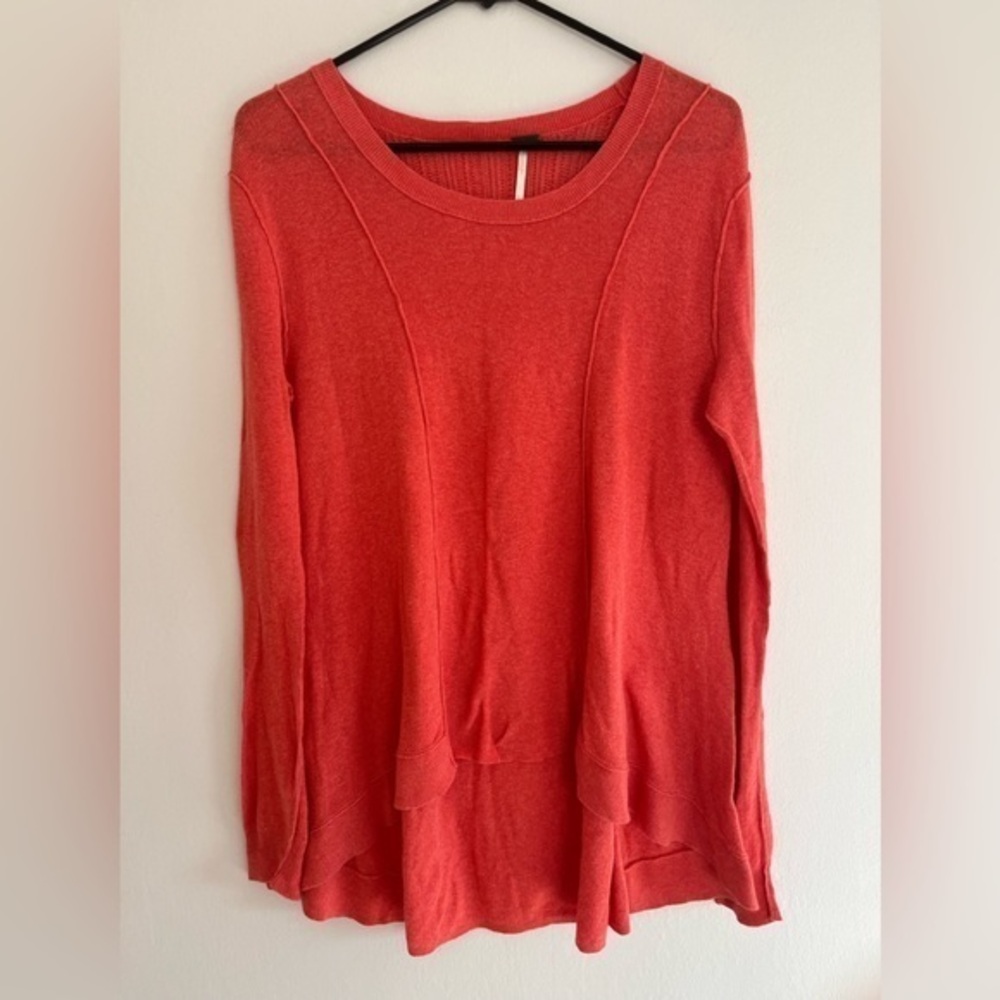Free People lightweight high low coral sweater size S